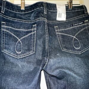 NWT  SZ 10 Calvin Klein Jeans boot cut dark blue denim